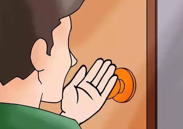 火灾逃生案例:15楼起火,90后妈妈抱3岁娃成功获救 安全技能学习…火灾逃生案例:15楼起火,90后妈妈抱3岁娃成功获救