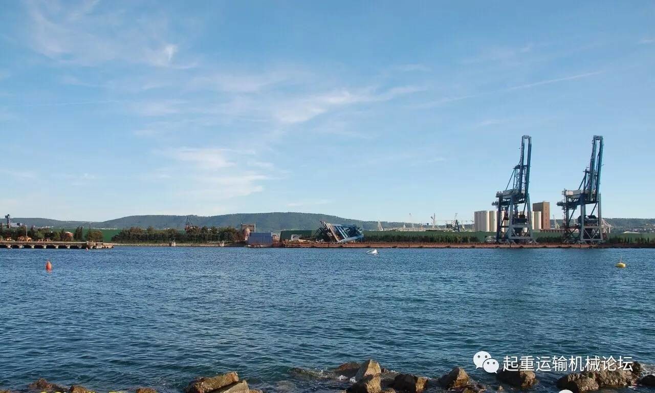 港口业2017年6月安全事故:斯洛文尼亚Koper港岸桥倒塌