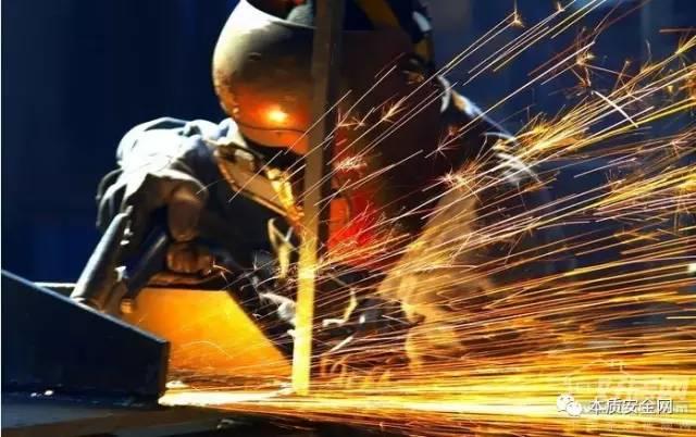 10种高风险作业的100条安全禁令,很重要,请遵守!-港口技术安全网