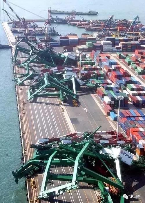 回顾港口机械史最大灾难:11台港机损毁 港口瘫痪 厂商退出港机市场丨港口圈