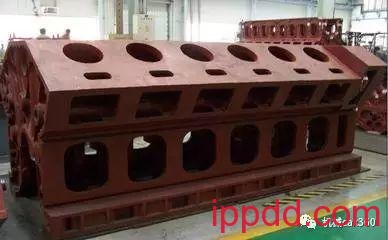 24气缸4200马力柴油发动机大修过程,工作流程真严谨,看懂自己都能修发动机了! 24气缸4200马力柴油发动机大修过程