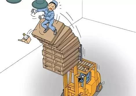 强烈推荐！叉车司机事故案例汇总