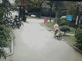 1人死亡丨又一起因叉车引发的事故，所有叉车司机都看看