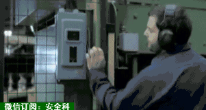 [事故案例]工人被卷进机械，旋转3分钟才被甩出来；地面血肉模糊