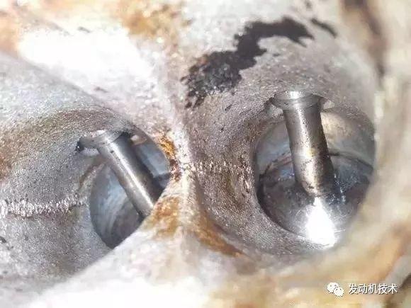 发动机明明不漏油,为什么机油却越用越少? 发动机|明明不漏油,为什么机油却越用越少?