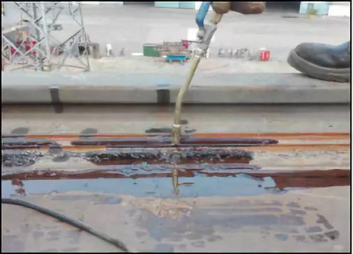 论文|大型龙门吊钢结构关键制造工艺改进及施工难点解决