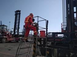 DCT空叉安全装置保障作业