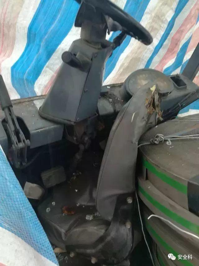 昆山叉车事故丨1.6吨配重滑向驾驶室,司机被活活挤死 事故丨昆山叉车1.6吨配重滑向驾驶室,司机被活活挤死