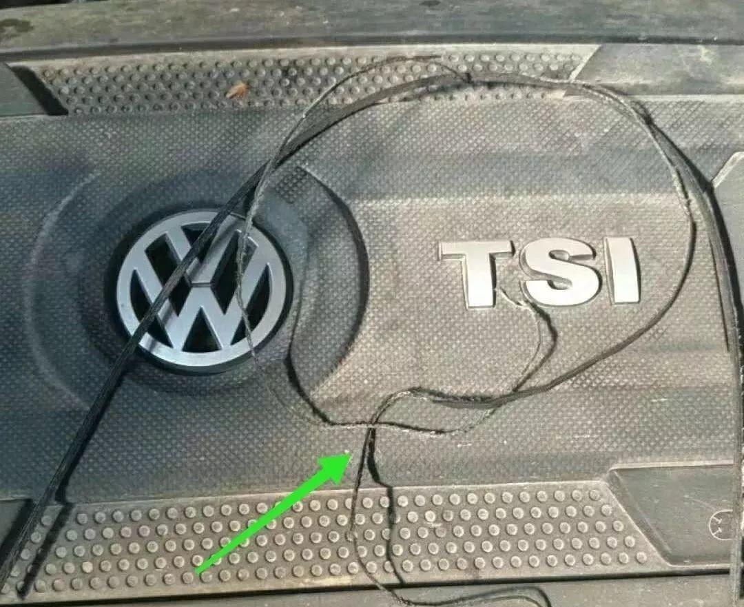 汽车的发电机皮带断了怎么办？迈腾车主就遇到了这个头疼的问题！