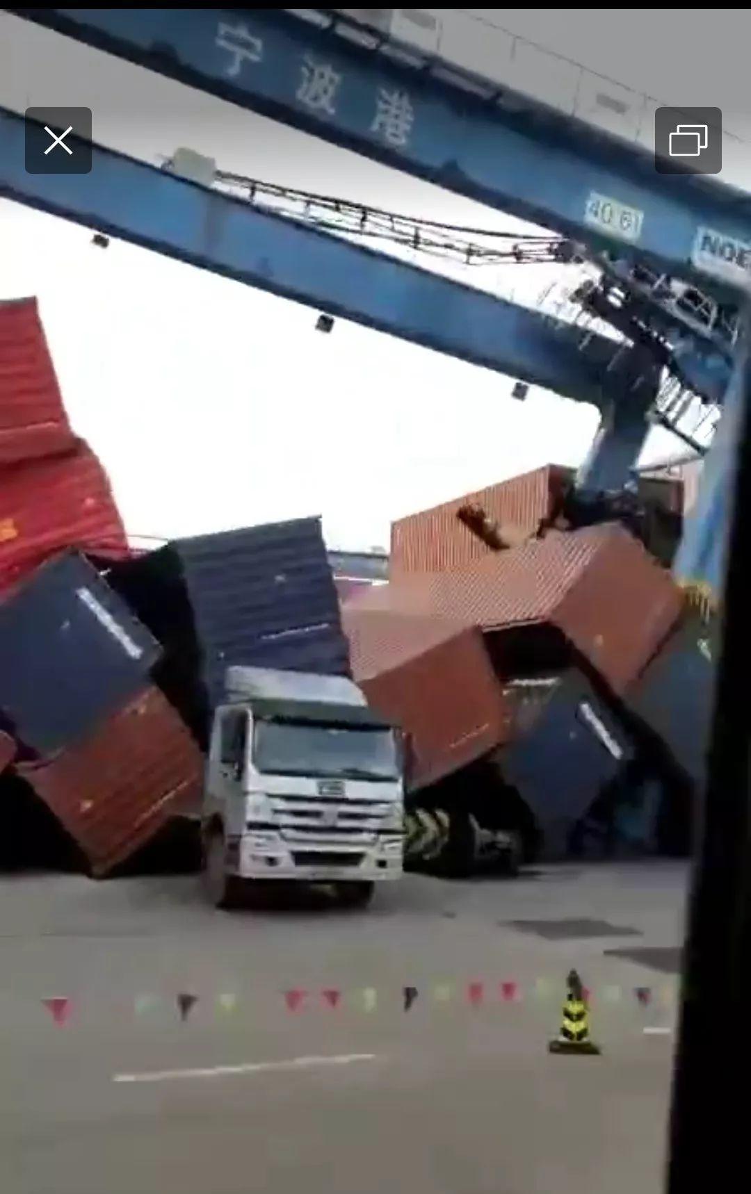 事故！宁波舟山港一龙门吊倒塌