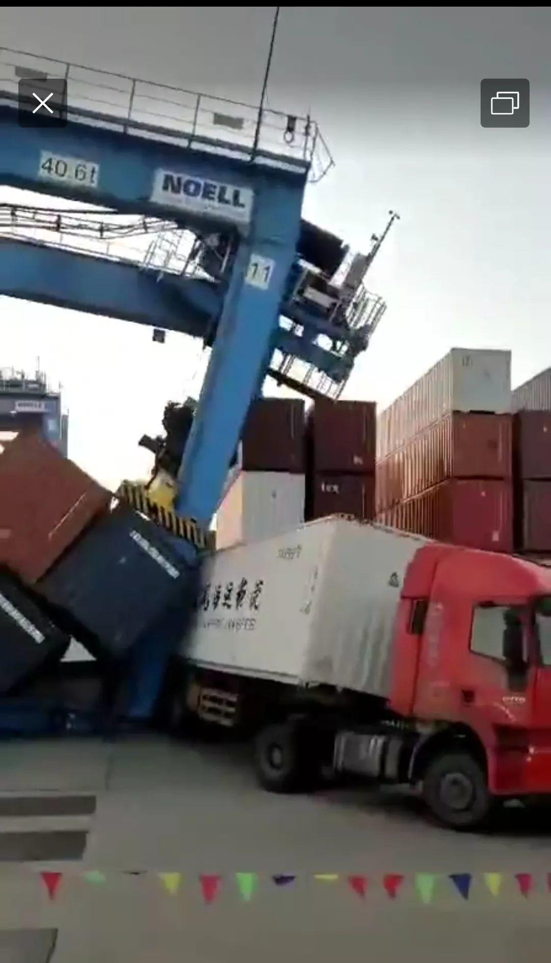 事故！宁波舟山港一龙门吊倒塌