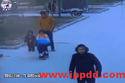 2020年2月复工事故视频，常见各种类型事故发生瞬间动图展示及员工安全培训教材PPT