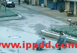 2020年2月复工事故视频，常见各种类型事故发生瞬间动图展示及员工安全培训教材PPT