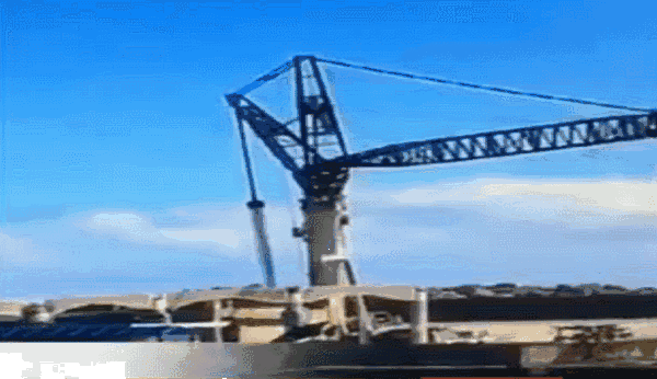 我说报废，你说还能用，绳索断裂砸死工人！只因绳索扭结...