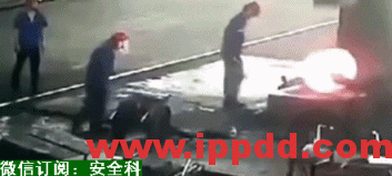 2020年2月复工事故视频，常见各种类型事故发生瞬间动图展示及员工安全培训教材PPT