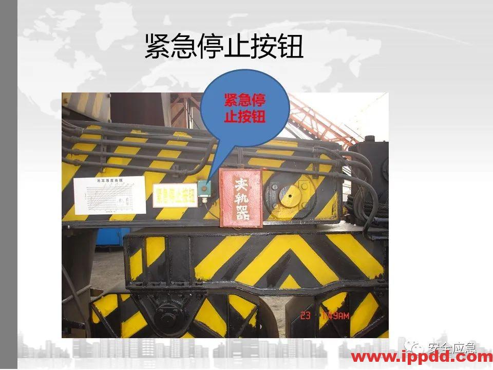 又一吊车误碰高压线,火光下的惨痛代价!