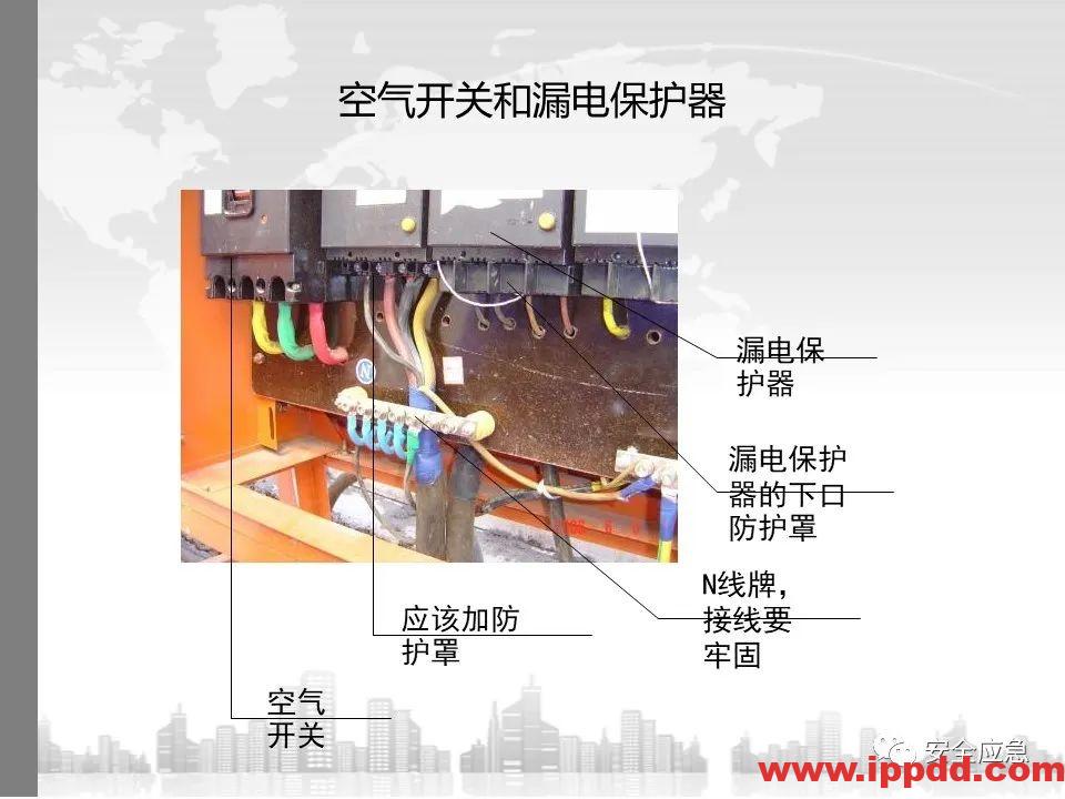 又一吊车误碰高压线,火光下的惨痛代价!