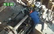 机械伤害到底该怎么防 | 案例:合肥一女工被升降平台挤压身亡!