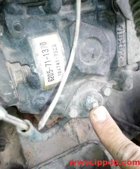 维修经验 | 发动冒白烟案例解析