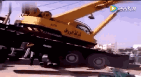 【案例】吊钩脱离砸死工人！[培训]吊装作业21个要点、48项禁忌、30个案例务必认真学习！