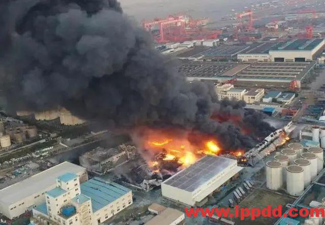 监护人擅离职守,电焊工违规动火,两人被提起公诉