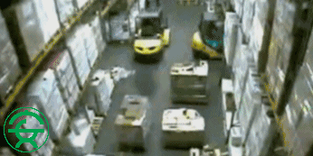 视频案例 | 叉车违规加配重，驾驶员1秒胸廓砸稀碎！