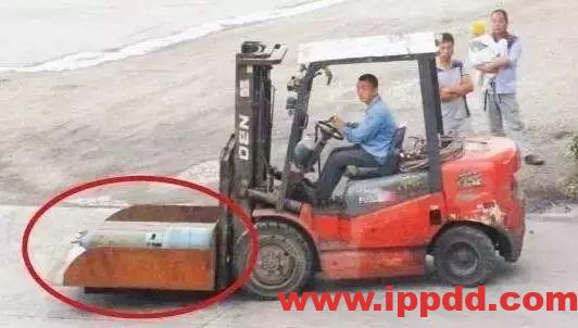 配电箱旁放乙炔瓶?罚!气瓶安全管理不到位,真的会要人命!