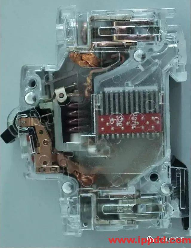 空气开关反着接会有危险吗?