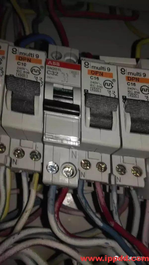 空气开关反着接会有危险吗?