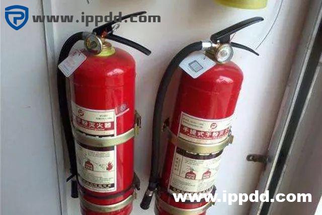 2000㎡车间应该配置多少灭火器?到底要不要“年检”?最新依据来了!