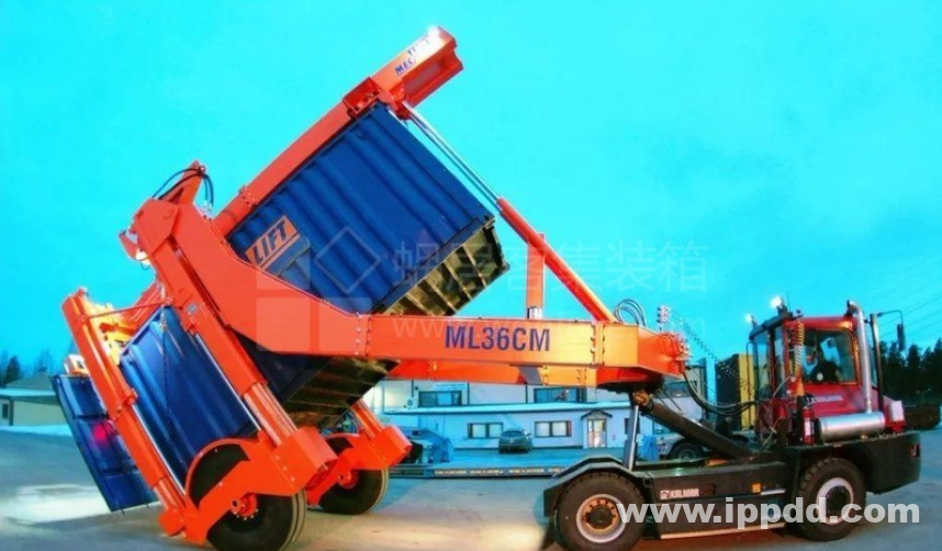 集装箱在散货装卸中的应用︱港口装卸机械