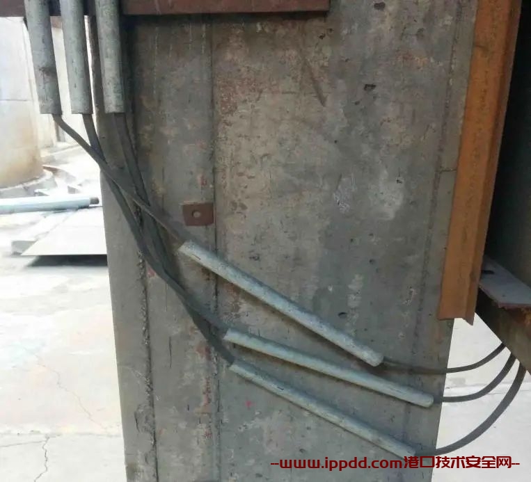 实用施工现场用电安全隐患（有图有依据）