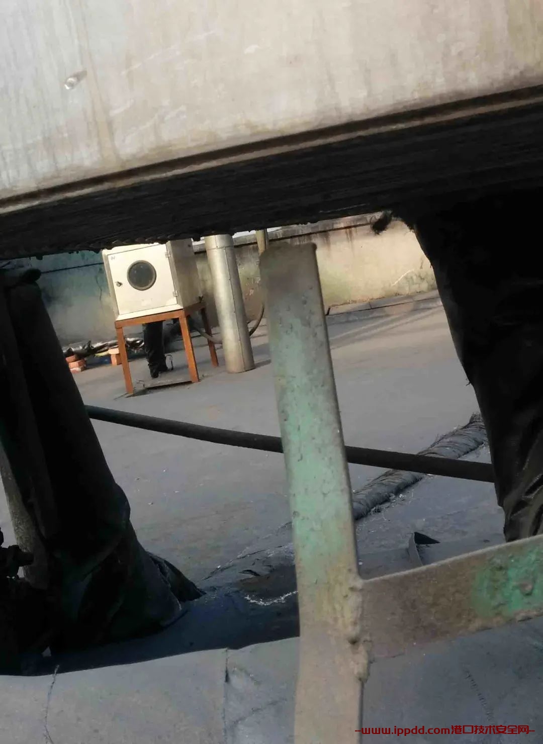 实用施工现场用电安全隐患（有图有依据）