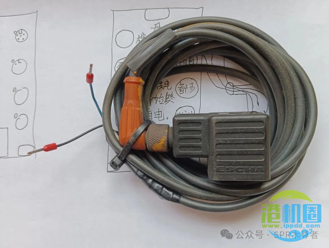 SPR木尊者 | 振华双箱吊具206#中锁下无动作