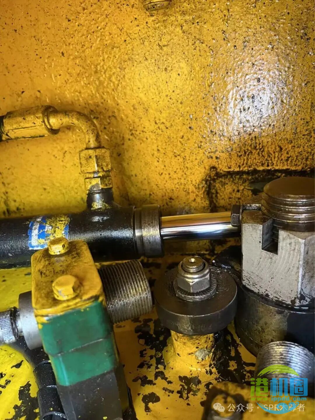 旋锁方箱保养细节补充