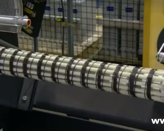 视频 | 避雷器的内部原理，原来这么精密，怪不得不怕雷劈呢！