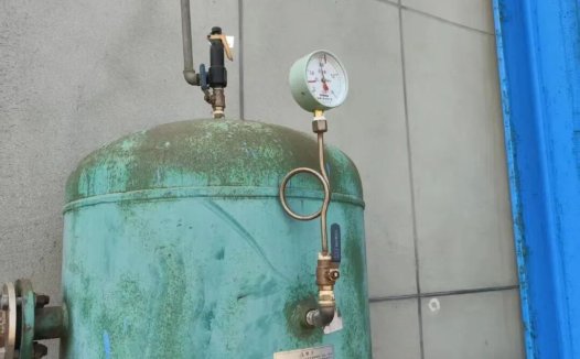 TSG 08-2026法规解读 | 移动空压机储气罐、气瓶等压力容器需要办理特种设备登记吗？